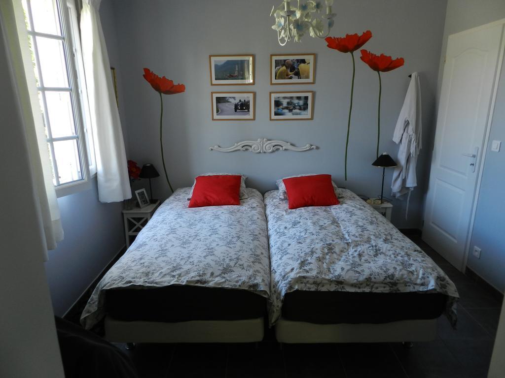 Les Broussous Bed and Breakfast Sauve Kamer foto